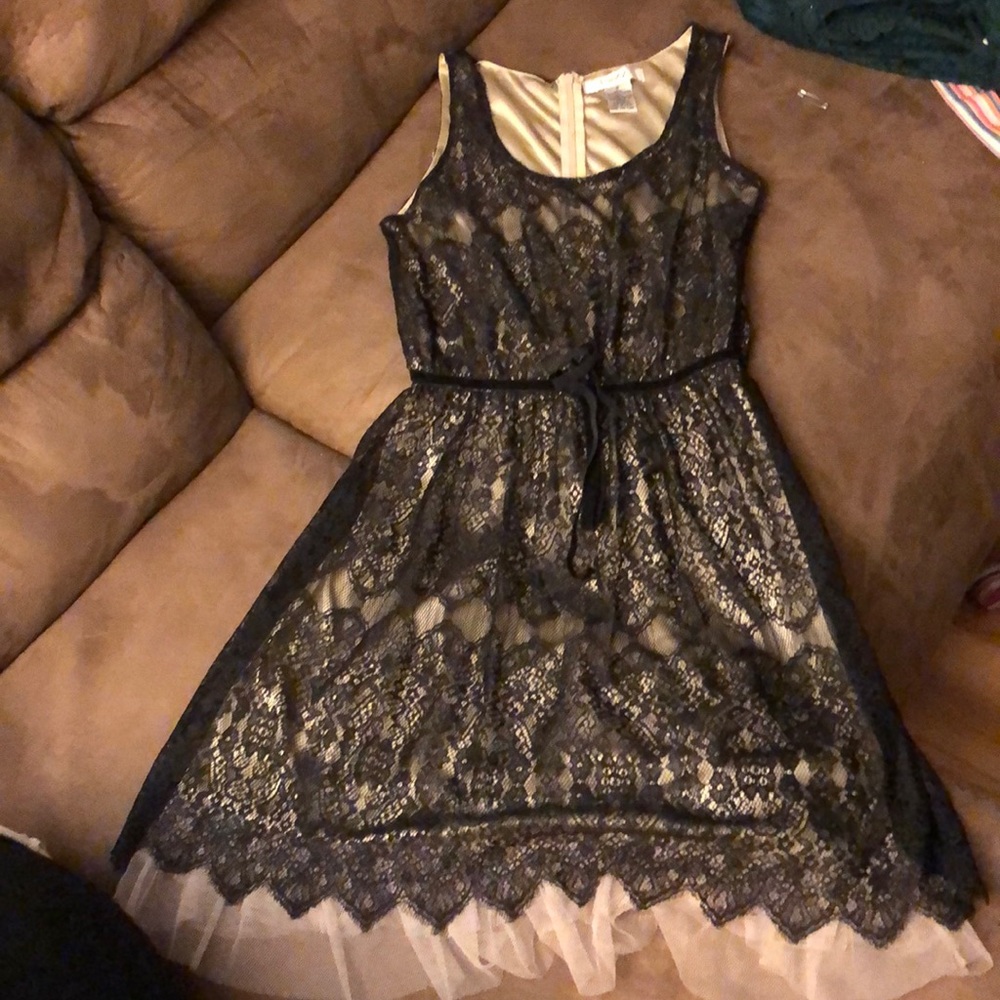 Pinky Black and Gold Dress